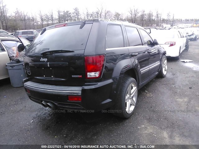 1J8HR78377C503316 - 2007 JEEP GRAND CHEROKEE SRT-8 BLACK photo 4