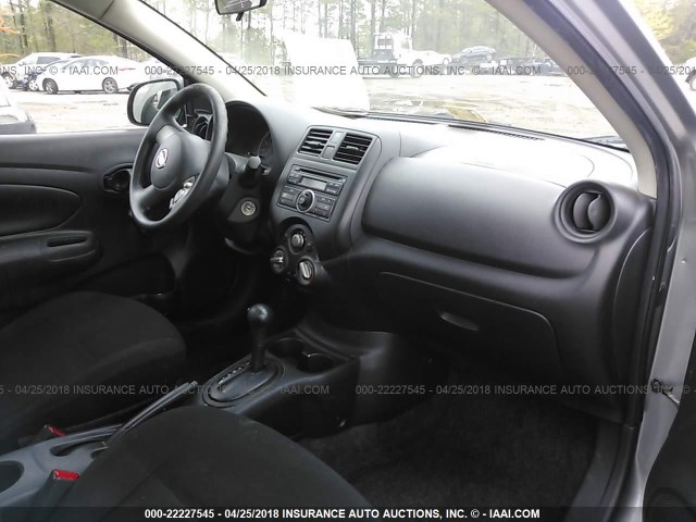 3N1CN7AP3CL833823 - 2012 NISSAN VERSA S/SV/SL GRAY photo 5