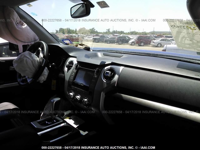 5TFRM5F14EX072780 - 2014 TOYOTA TUNDRA DOUBLE CAB SR/SR5 BLUE photo 5