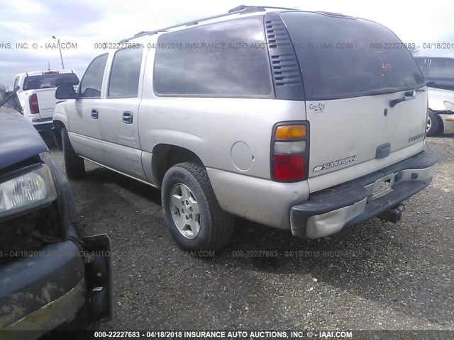 1GNEC16Z54J162027 - 2004 CHEVROLET SUBURBAN C1500 GRAY photo 3