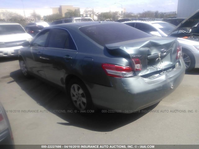 4T1BF3EK3BU722329 - 2011 TOYOTA CAMRY SE/LE/XLE GREEN photo 3