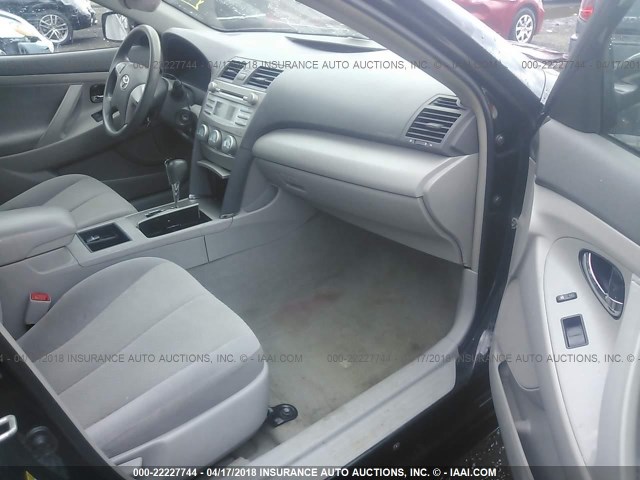 4T1BE46K19U813956 - 2009 TOYOTA CAMRY SE/LE/XLE 黑色 照片 5