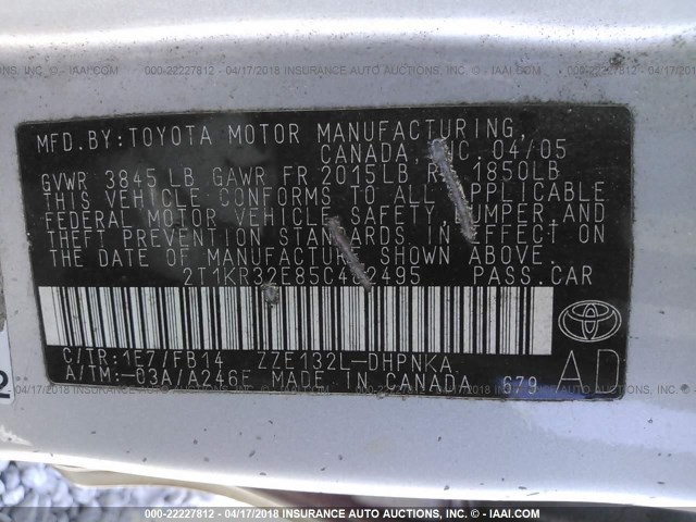 2T1KR32E85C482495 - 2005 TOYOTA COROLLA MATRIX XR SILVER photo 9