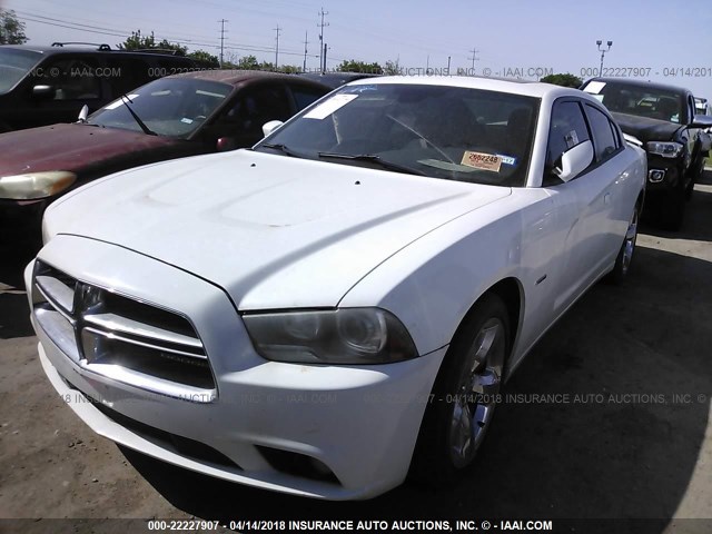 2B3CL5CT5BH567750 - 2011 DODGE CHARGER R/T WHITE photo 2