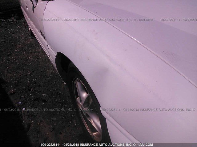 1G2HX52K3XH242758 - 1999 PONTIAC BONNEVILLE SE WHITE photo 6