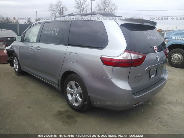 5TDKZ3DC8HS895041 - 2017 TOYOTA SIENNA LE SILVER photo 3