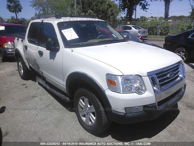 1FMEU31E48UA44587 - 2008 FORD EXPLORER SPORT TR XLT WHITE photo 1