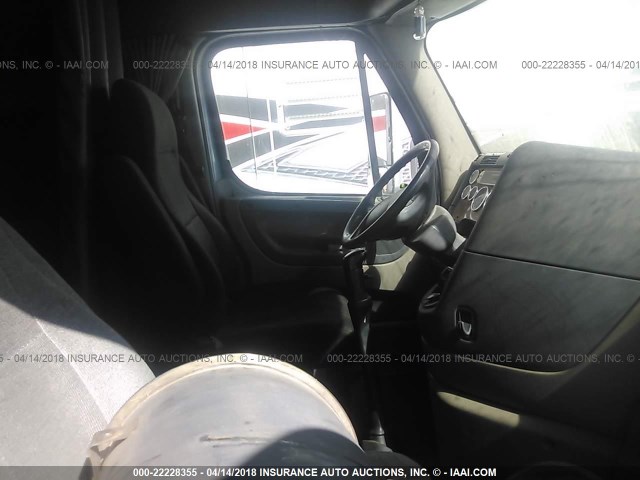 1FUJGLCK69LAE0052 - 2009 FREIGHTLINER CASCADIA 125  Unknown photo 5