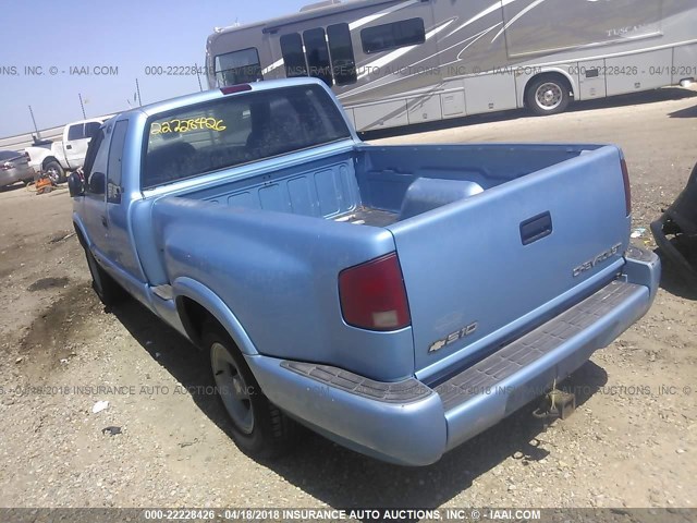 1GCCS19X3V8110014 - 1997 CHEVROLET S TRUCK S10 BLUE photo 3