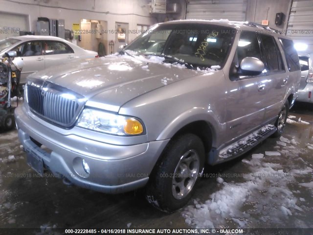 5LMFU28R71LJ20514 - 2001 LINCOLN NAVIGATOR BEIGE photo 2