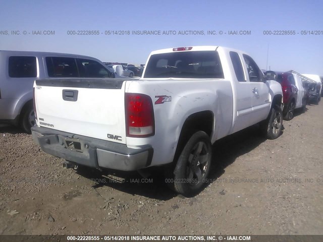 1GTSCVE02AZ158424 - 2010 GMC SIERRA C1500 SLE WHITE photo 4