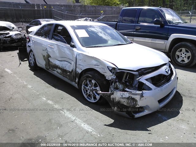 4T1BF3EK4BU712389 - 2011 TOYOTA CAMRY SE/LE/XLE 银色 照片 6