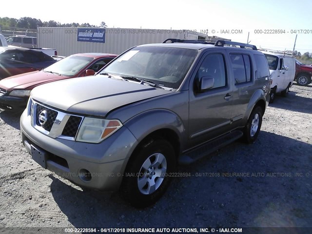 5N1AR18U26C641323 - 2006 NISSAN PATHFINDER LE/SE/XE Pewter photo 2