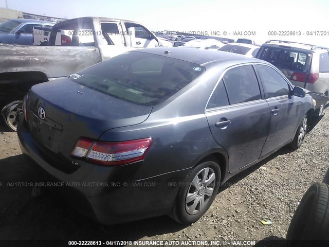 4T1BF3EK7BU173931 - 2011 TOYOTA CAMRY SE/LE/XLE Сұр фото 4