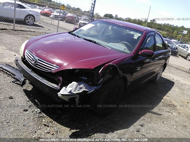 4T1BE32K52U116120 - 2002 TOYOTA CAMRY LE/XLE/SE ბურგუნდია ფოტო 2