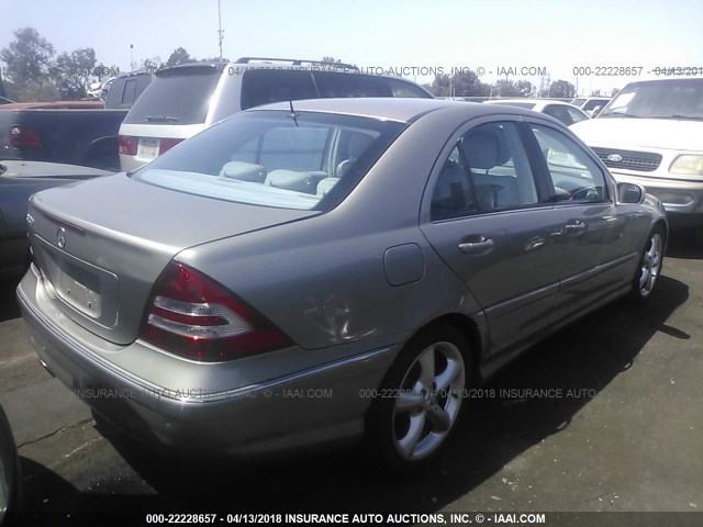 WDBRF52H56A849418 - 2006 MERCEDES-BENZ C GENERATION 2006 230 SILVER photo 4