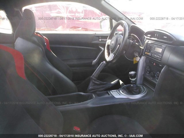 JF1ZNAA14D1721966 - 2013 TOYOTA SCION FR-S შავი ფოტო 5