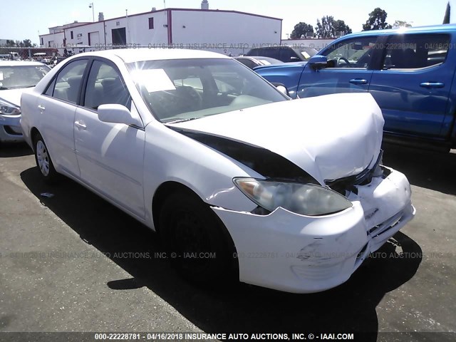 4T1BE30K86U650933 - 2006 TOYOTA CAMRY LE/XLE/SE 白色 照片 1