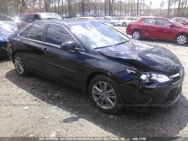 4T1BF1FK9HU339507 - 2017 TOYOTA CAMRY LE/XLE/SE/XSE BLACK photo 1