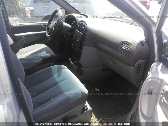 2B8GP44G91R123808 - 2001 DODGE GRAND CARAVAN SPORT GRAY photo 5