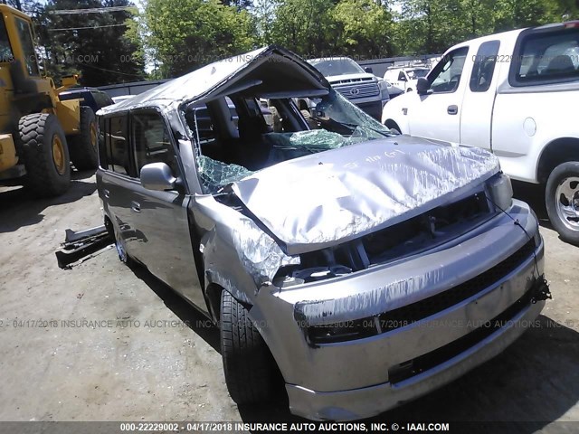 JTLKT324764030345 - 2006 TOYOTA SCION XB SILVER photo 1