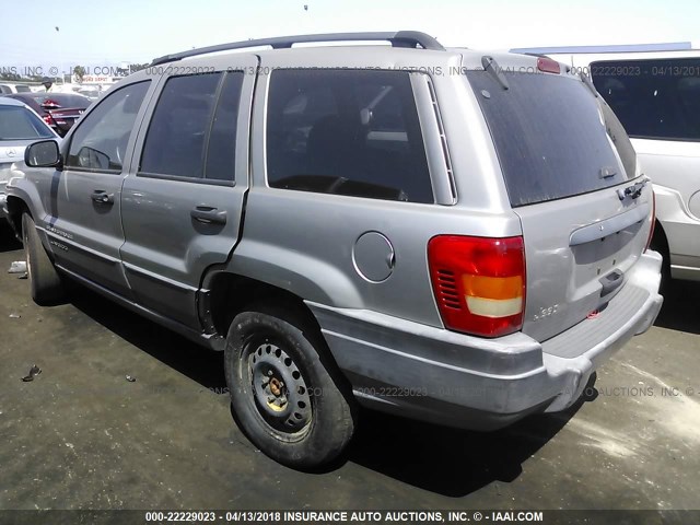 1J4GX48S21C653088 - 2001 JEEP GRAND CHEROKEE LAREDO SILVER photo 3