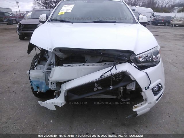 JA4AR4AU1BZ012489 - 2011 MITSUBISHI OUTLANDER SPORT SE WHITE photo 6