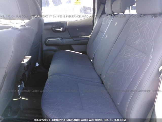 3TMCZ5AN8GM032891 - 2016 TOYOTA TACOMA DBL CAB/SR/SR5/TRD SPT/OR SILVER photo 8