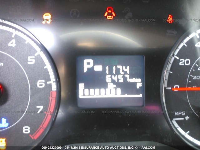 JF2GTABC0JH235327 - 2018 SUBARU CROSSTREK PREMIUM Ашық көк фото 7