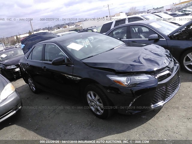 4T1BF1FK9HU419325 - 2017 TOYOTA CAMRY LE/XLE/SE/XSE BLACK photo 1