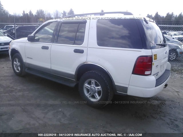 1FMZU73K84UC15461 - 2004 FORD EXPLORER XLT/XLT SPORT/NBX WHITE photo 3