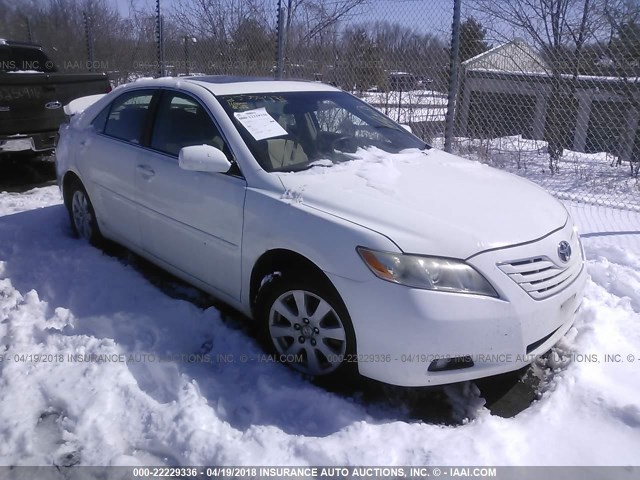 4T1BE46K18U744586 - 2008 TOYOTA CAMRY CE/LE/XLE/SE WHITE photo 1