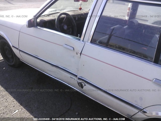 2FABP21B5BX102887 - 1981 FORD FAIRMONT WHITE photo 6