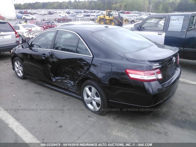 4T1BF3EK9BU222367 - 2011 TOYOTA CAMRY SE/LE/XLE შავი ფოტო 3