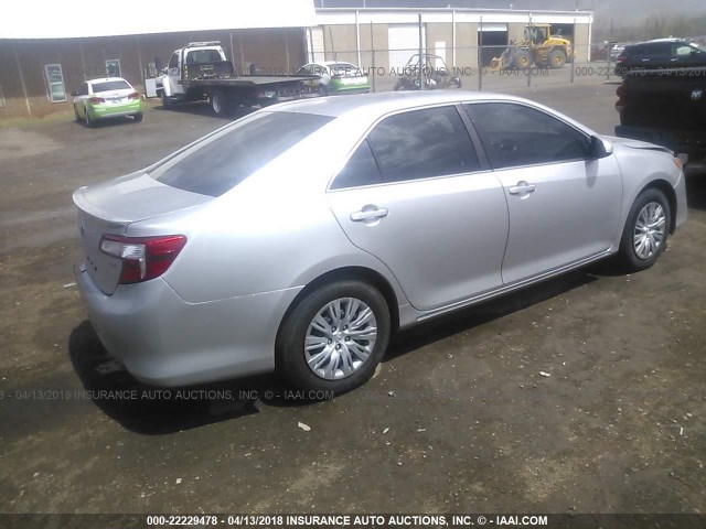 4T4BF1FKXCR216037 - 2012 TOYOTA CAMRY SE/LE/XLE SILVER photo 4