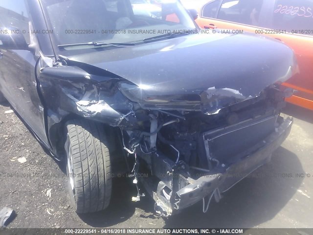 JTLKE50E081006913 - 2008 TOYOTA SCION XB BLACK photo 6
