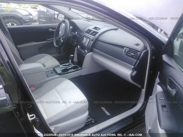 4T4BF1FK4ER338038 - 2014 TOYOTA CAMRY L/SE/LE/XLE 黑色 照片 5