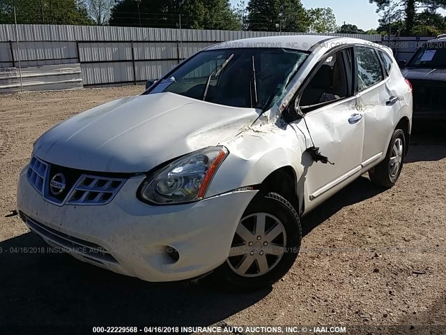 JN8AS5MT8DW019256 - 2013 NISSAN ROGUE S/SV WHITE photo 2