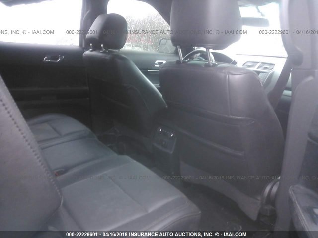 1FM5K8AR6HGA89390 - 2017 FORD EXPLORER POLICE INTERCEPTOR WHITE photo 8