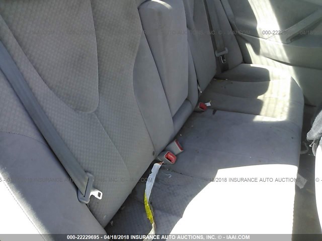 4T1BE46K77U188315 - 2007 TOYOTA CAMRY NEW GENERAT CE/LE/XLE/SE SILVER photo 8