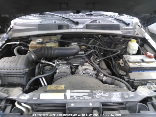 1J4GL48K24W258021 - 2004 JEEP LIBERTY SPORT 蓝色 照片 10
