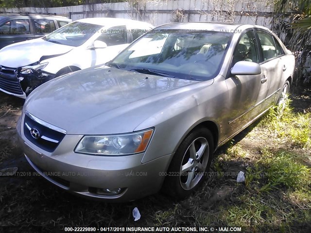 5NPEU46C28H318137 - 2008 HYUNDAI SONATA SE/LIMITED BEIGE photo 2