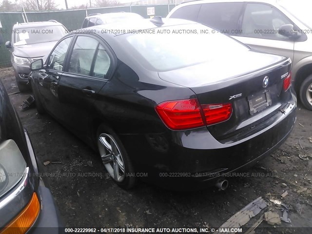 WBA3C3G56FNS74433 - 2015 BMW 320 I/XDRIVE BLACK photo 3