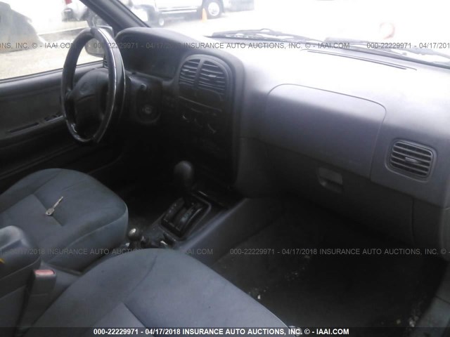 KNDJA723125124673 - 2002 KIA SPORTAGE BLACK photo 5