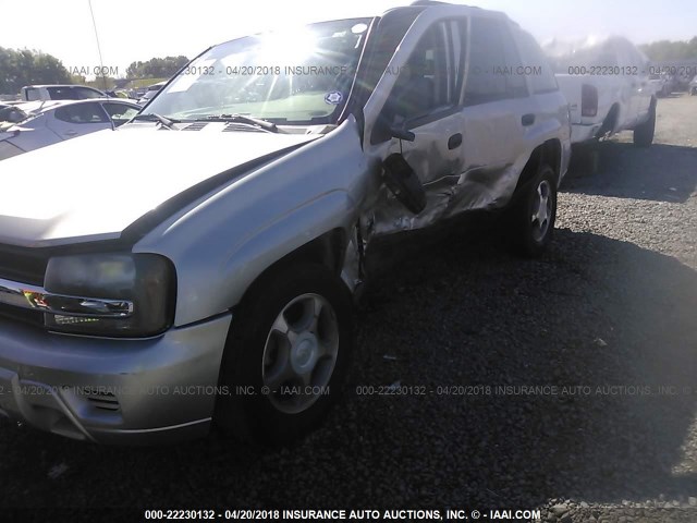 1GNDS13S472285967 - 2007 CHEVROLET TRAILBLAZER LS/LT SILVER photo 6