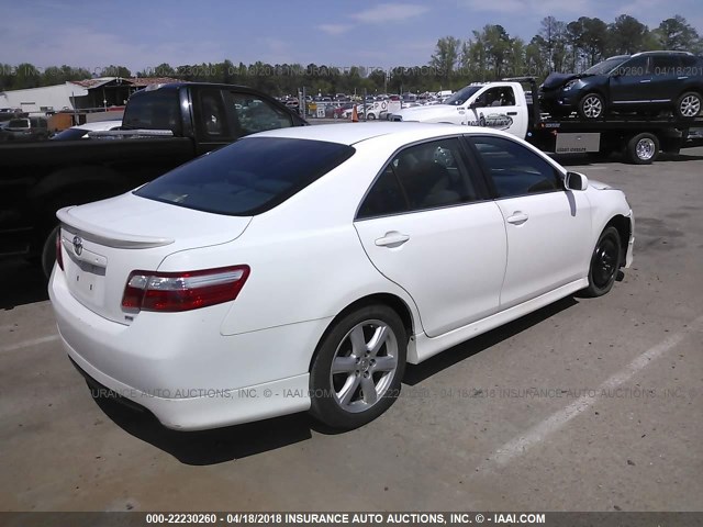4T1BE46K57U650385 - 2007 TOYOTA CAMRY NEW GENERAT CE/LE/XLE/SE WHITE photo 4