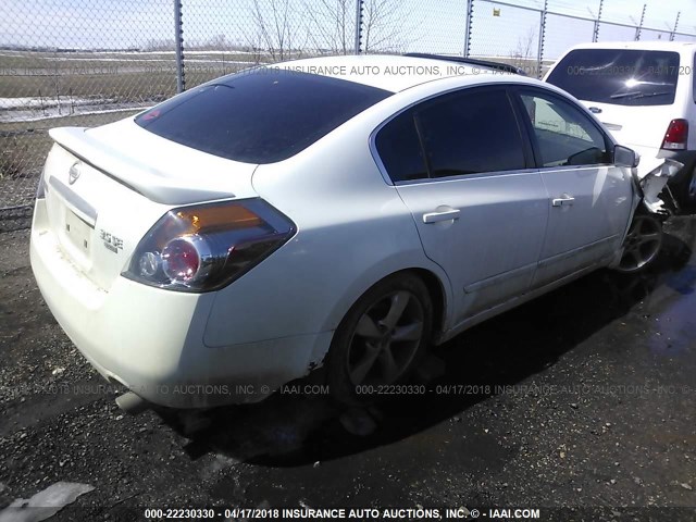 1N4BL21E78N458449 - 2008 NISSAN ALTIMA 3.5SE/3.5SL WHITE photo 4