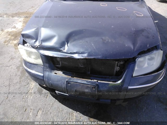 WVWRU63B05E040939 - 2005 VOLKSWAGEN PASSAT GLX 黑色 照片 6