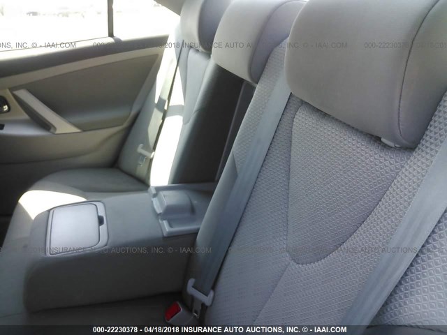 4T1BF3EK5BU131774 - 2011 TOYOTA CAMRY SE/LE/XLE SILVER photo 8