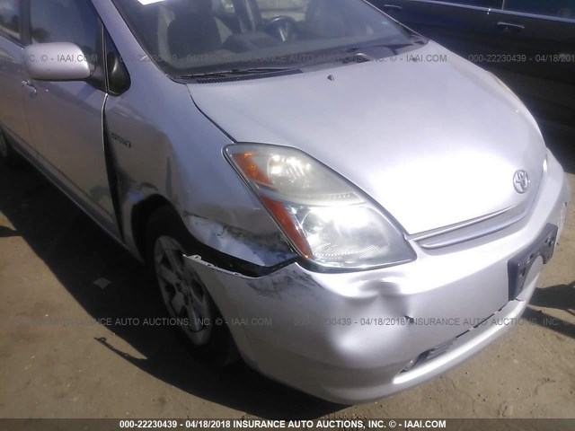 JTDKB20U297845177 - 2009 TOYOTA PRIUS 银色 照片 6